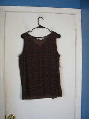 Amazon Essentials Floral Blouse Large NWT Lightweight Sleeveless Top Brown Red